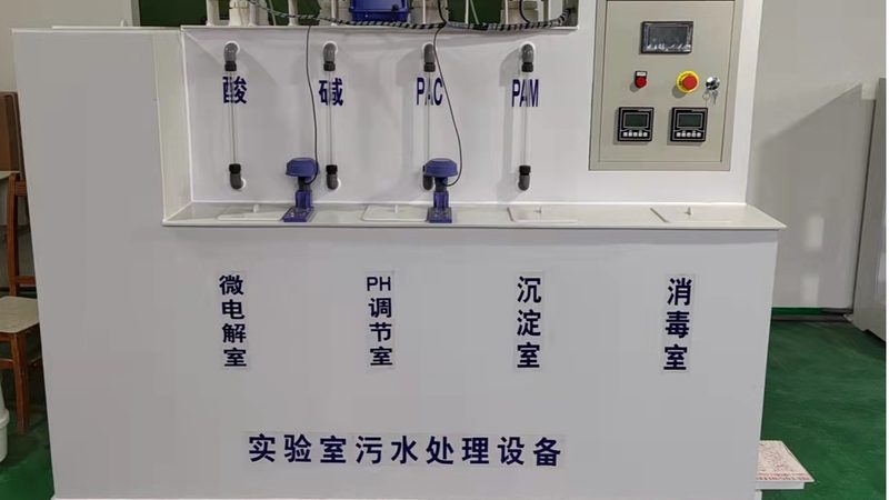 活性炭吸附箱：环保设备中的“空气净化器